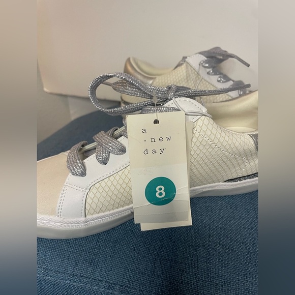 A New Day - Women's Maddison Sneakers - A New Day - size 8 - Picture 4 of 14